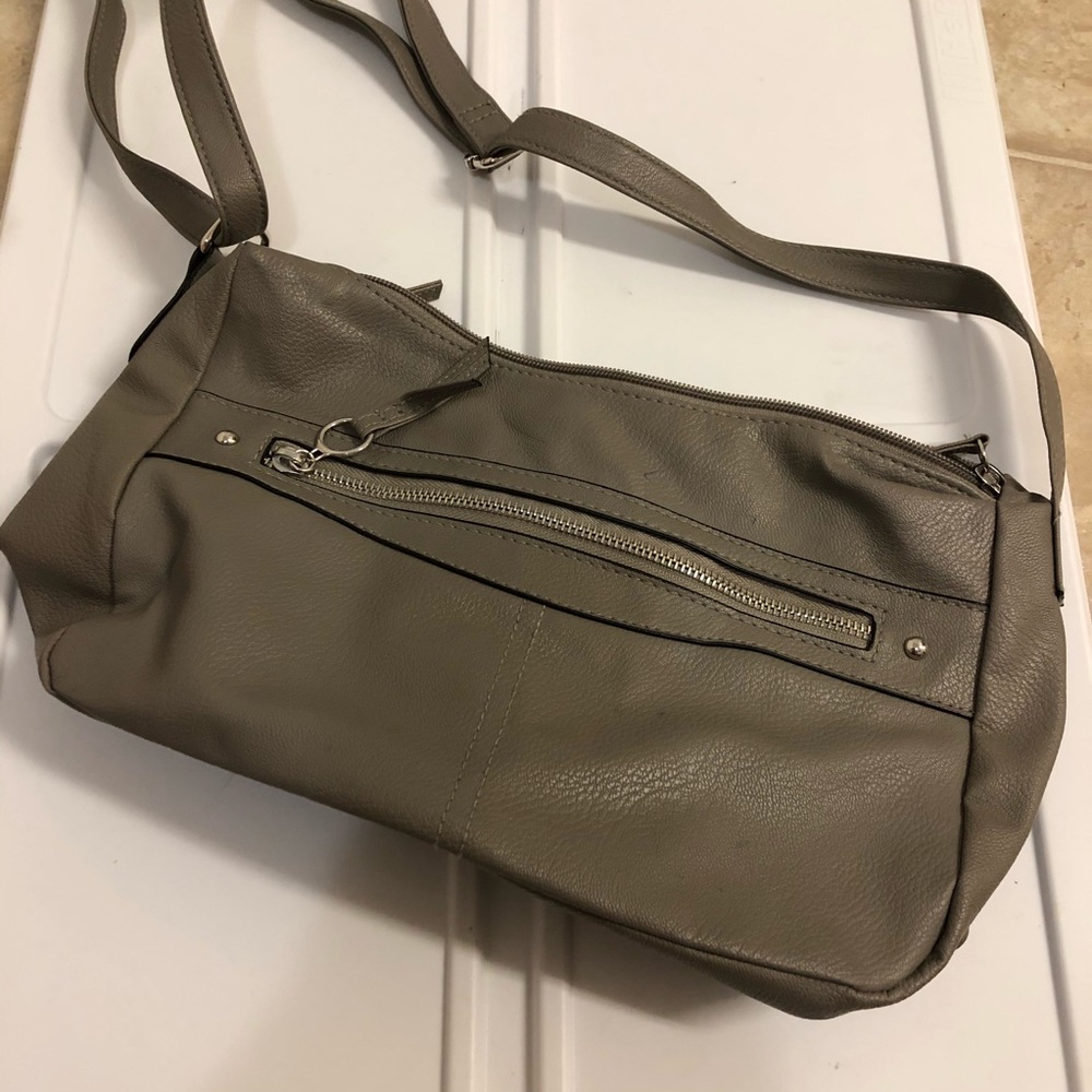4 pocket gray faux leather purse